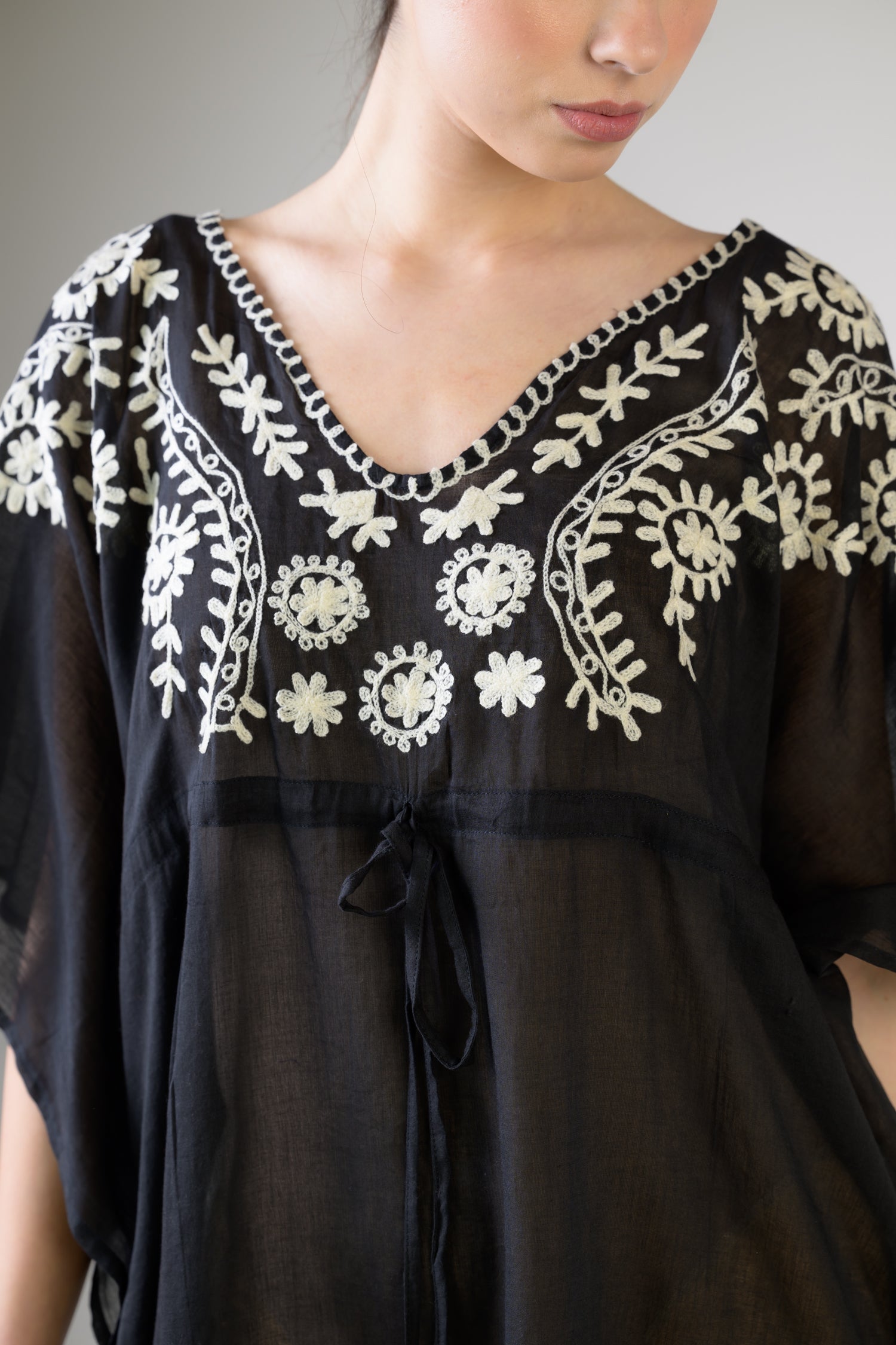 Tie Waisted Embroidered Short Kaftan