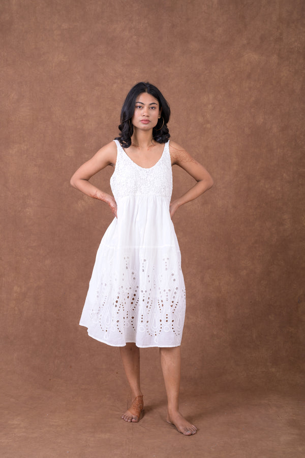 Rhea Schiffly White Top