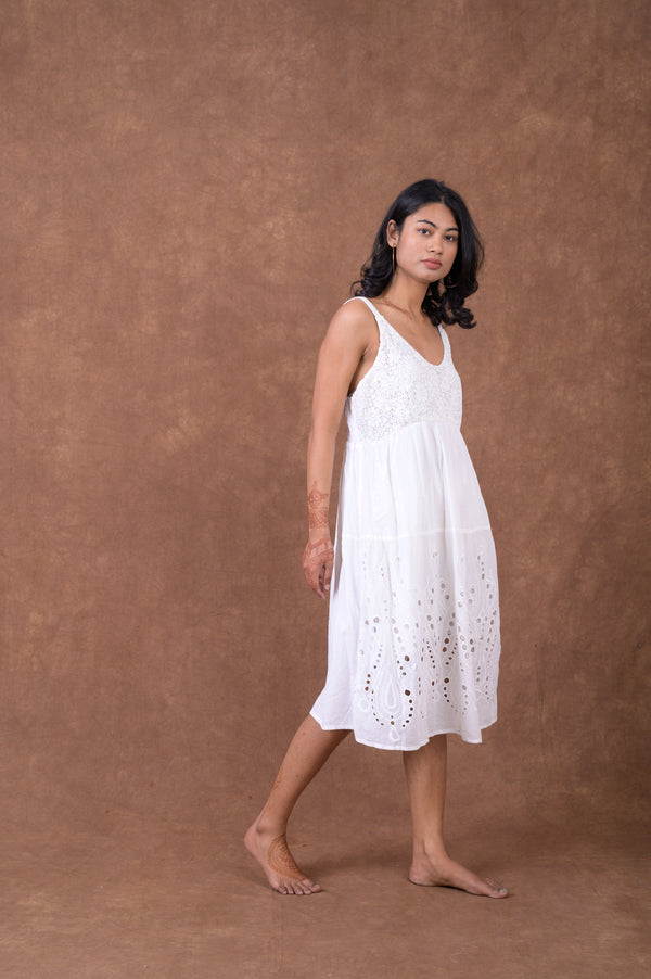 Rhea Schiffly White Top