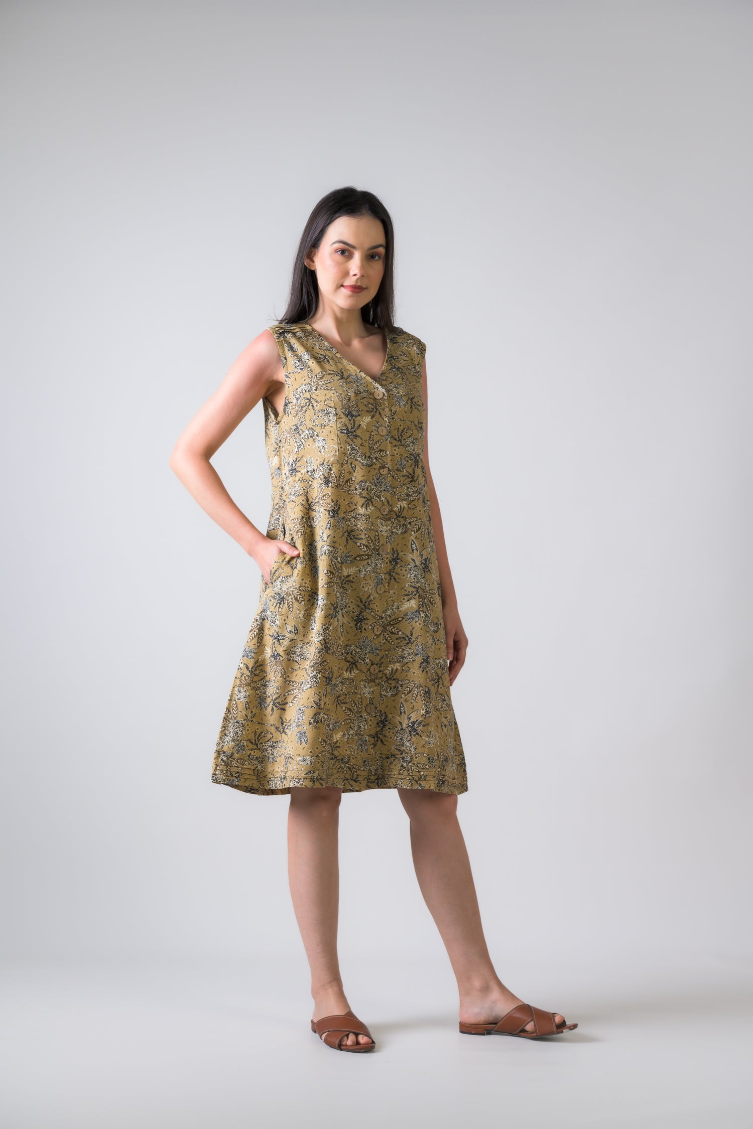 Teaberry Print Heron Dress - Beige