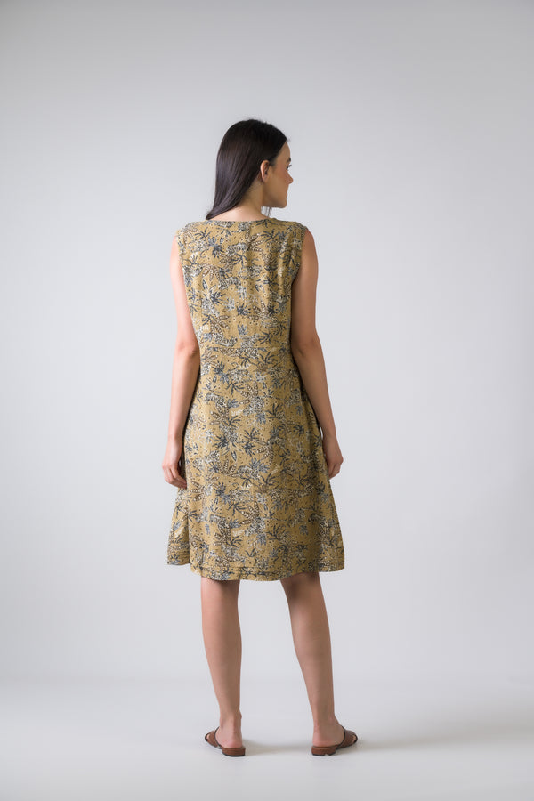 Teaberry Print Heron Dress - Beige