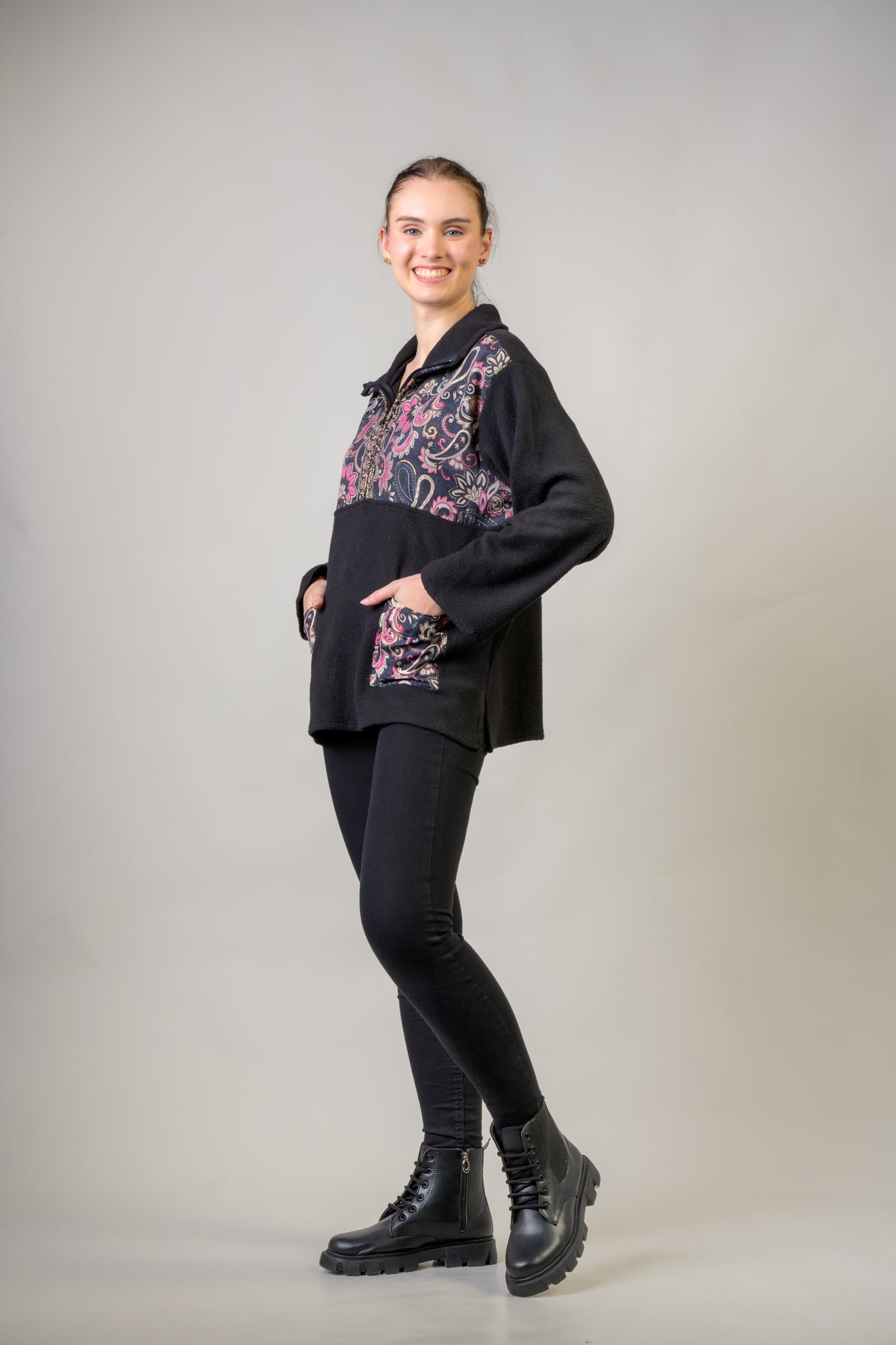 Floral Light Jacket - Black