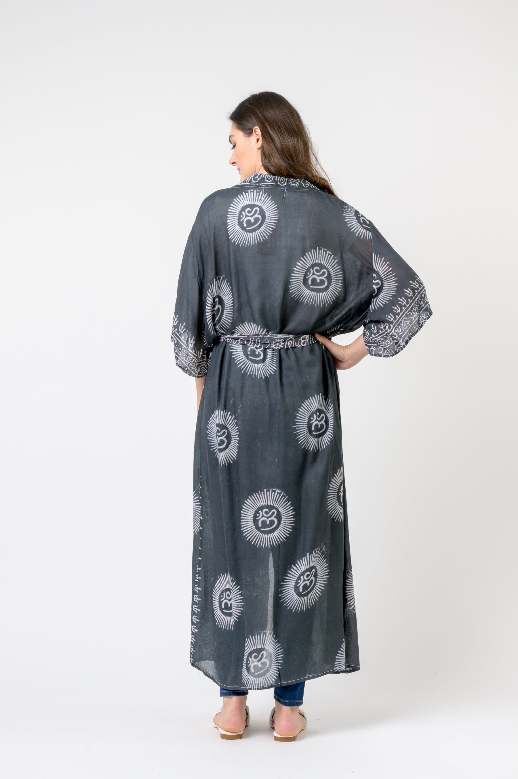 Short Sleeve Om Kimono