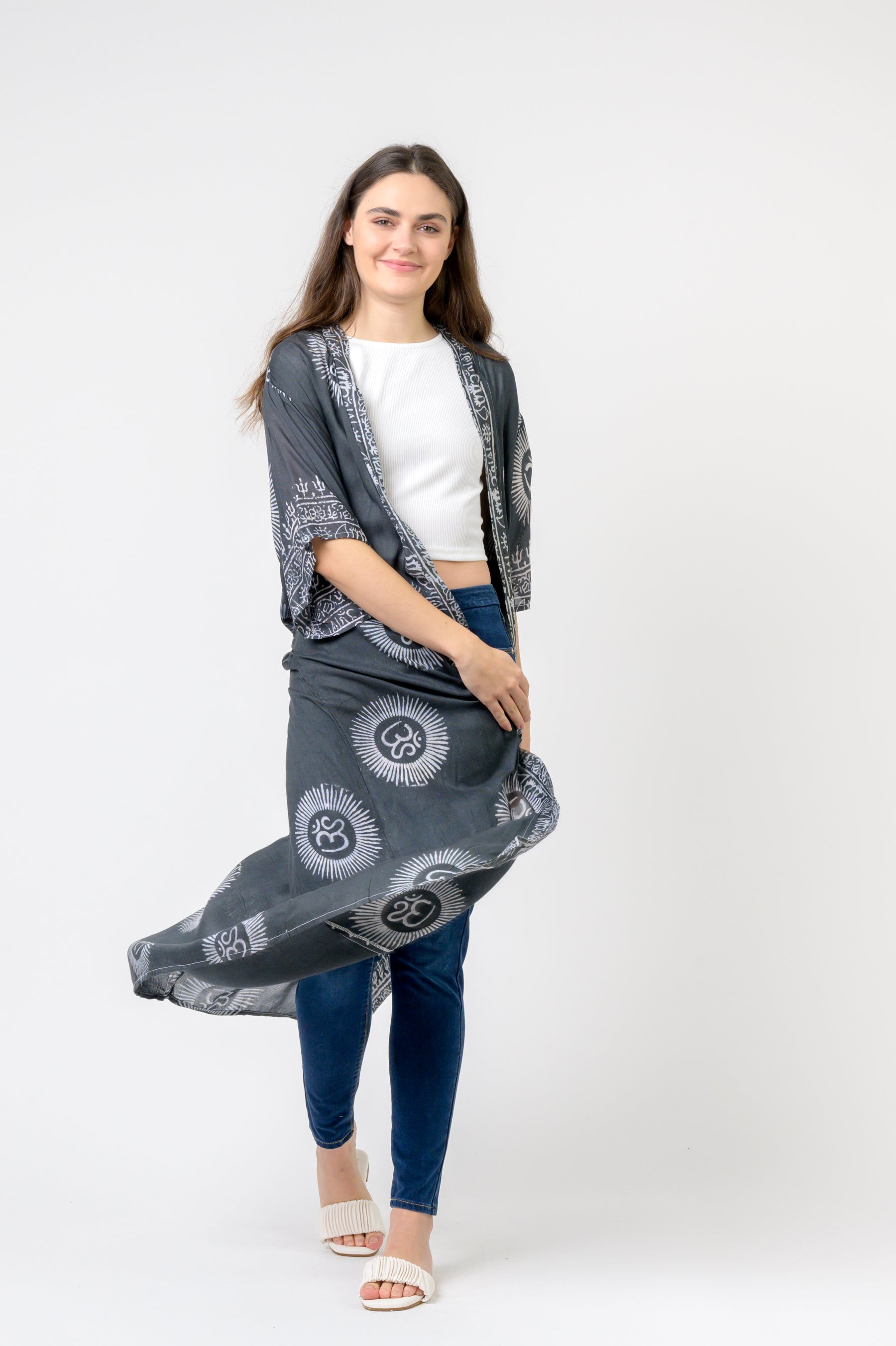 Short Sleeve Om Kimono