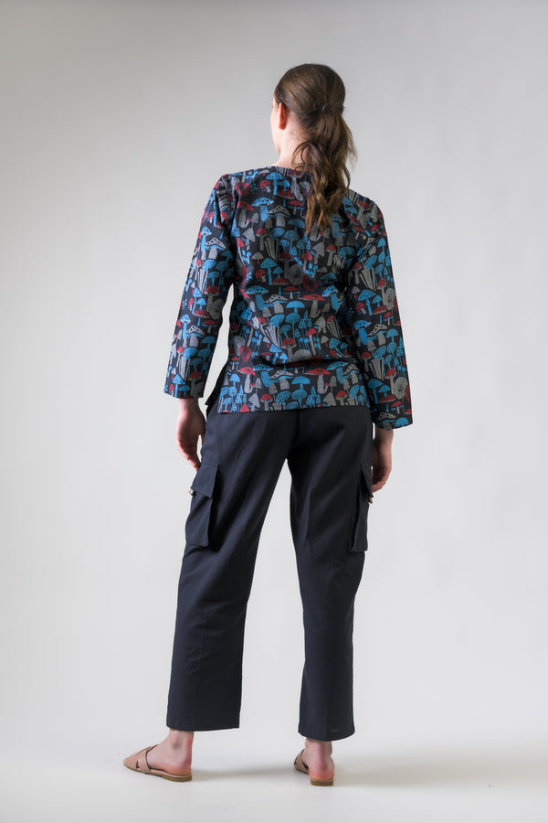 Mushroom Spots Sleeved Top - Black