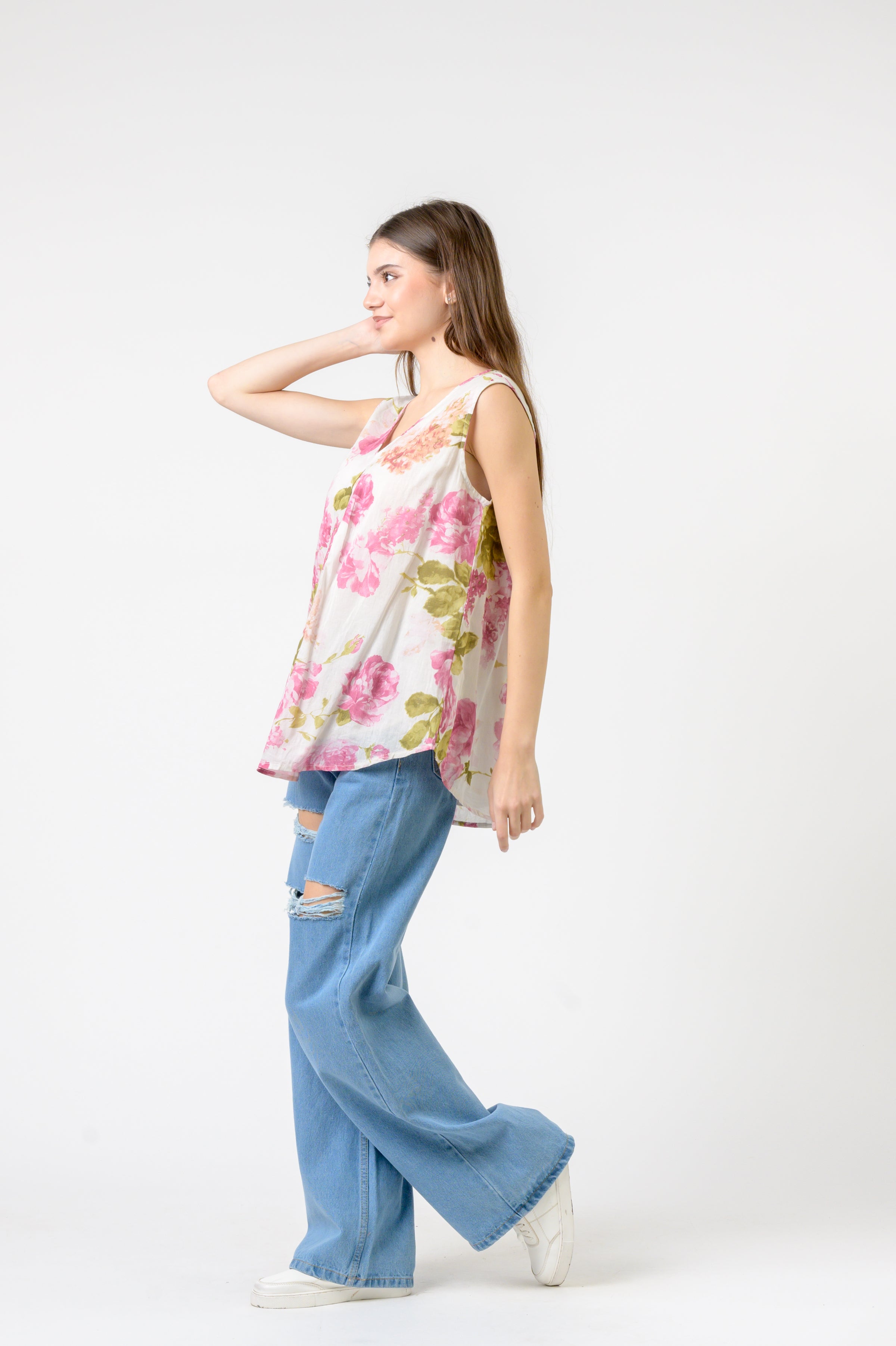 Rose Pattern Sleeveless Top