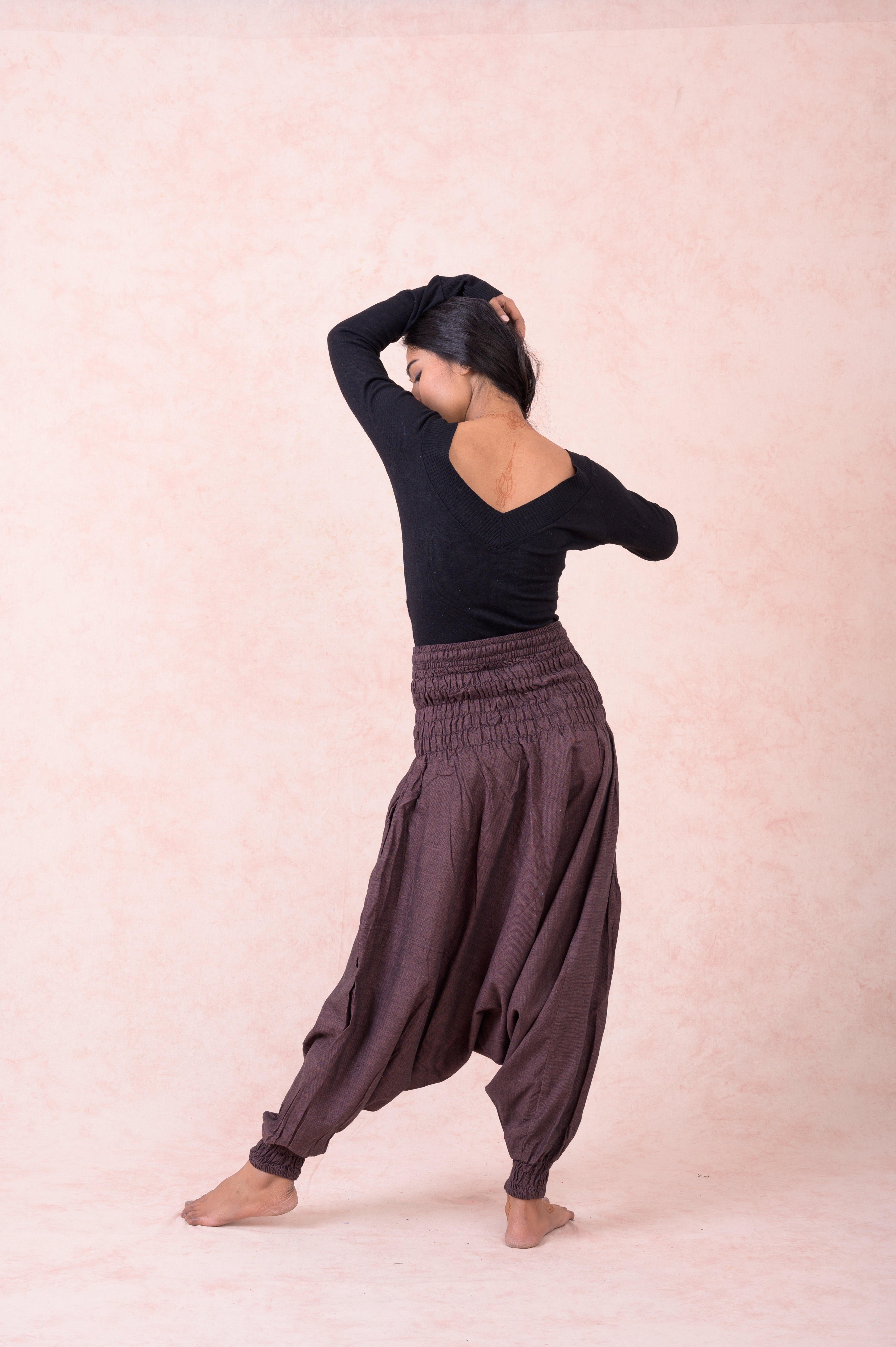 Rhea Solid Tie-Waist Pants