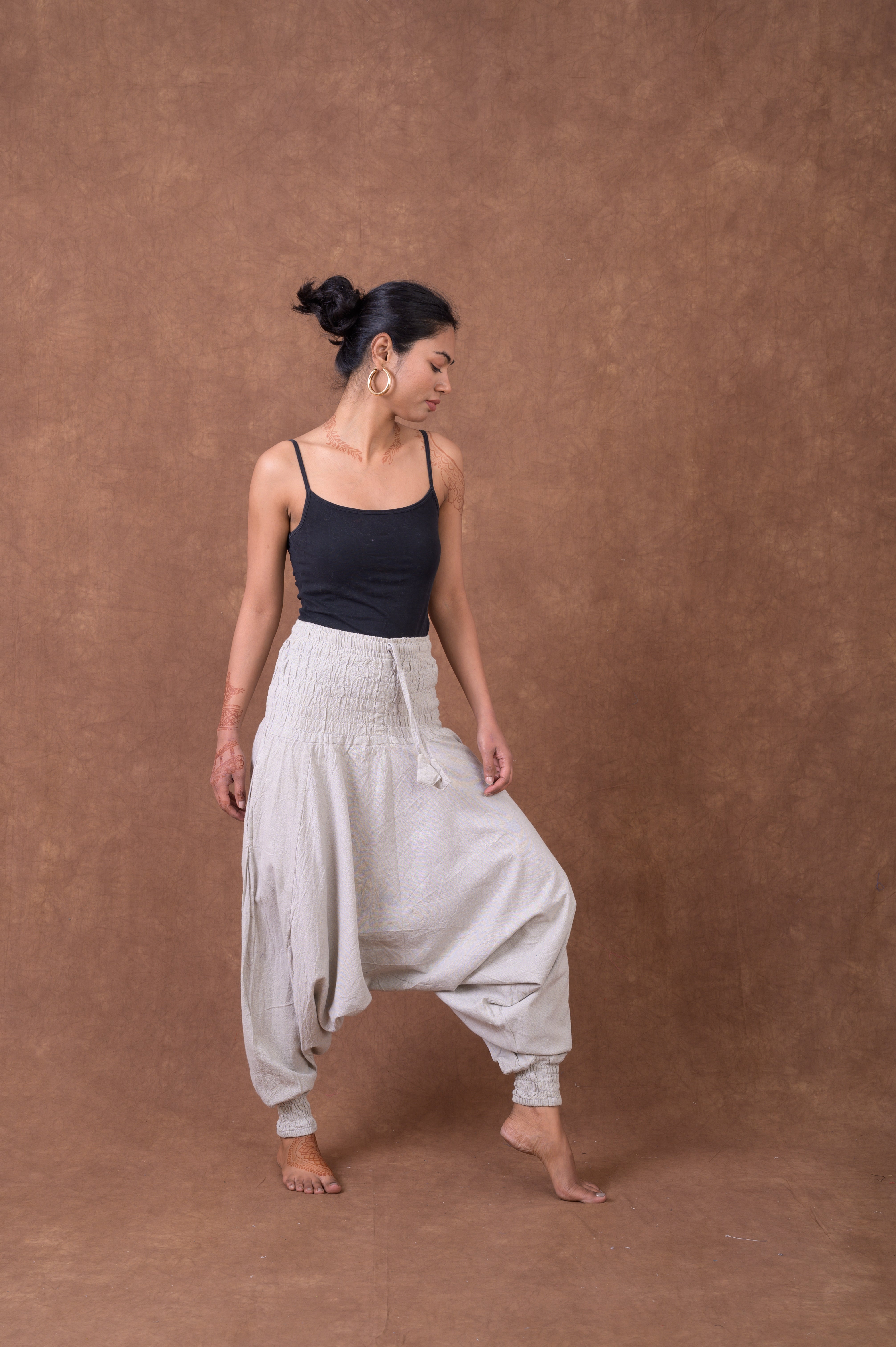 Rhea Solid Tie-Waist Pants