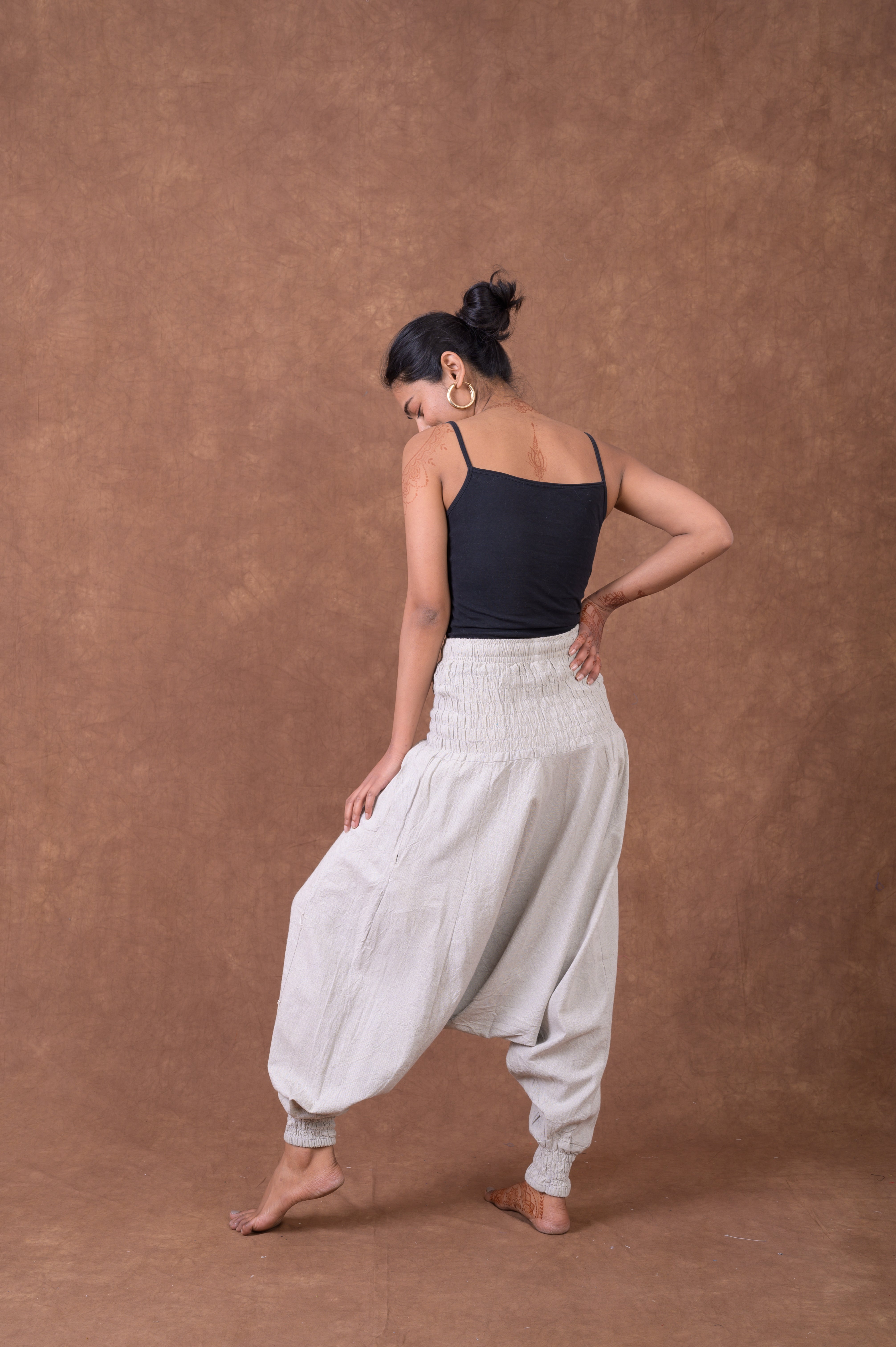 Rhea Solid Tie-Waist Pants