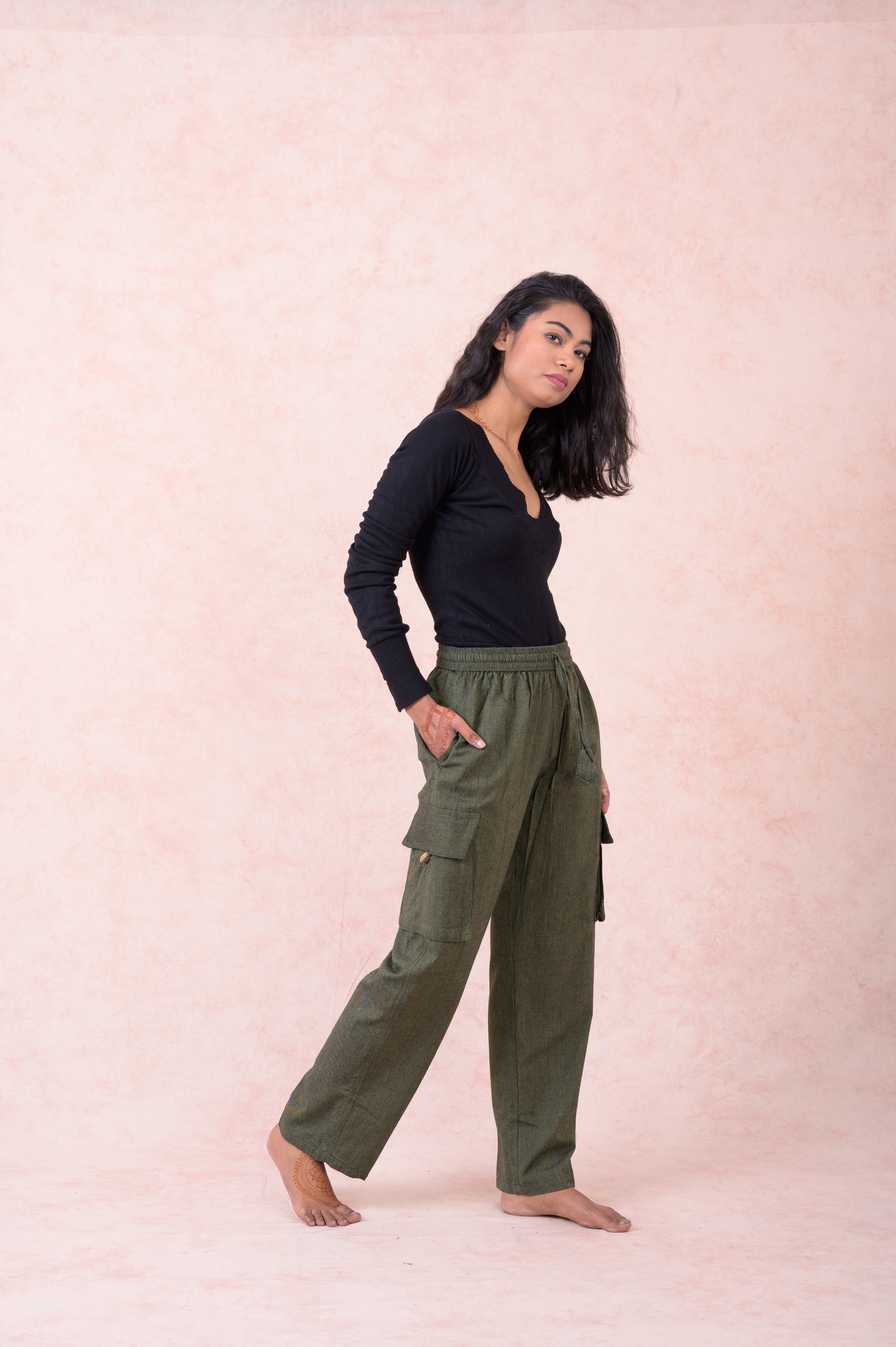 Rhea Solid Cargo Pants