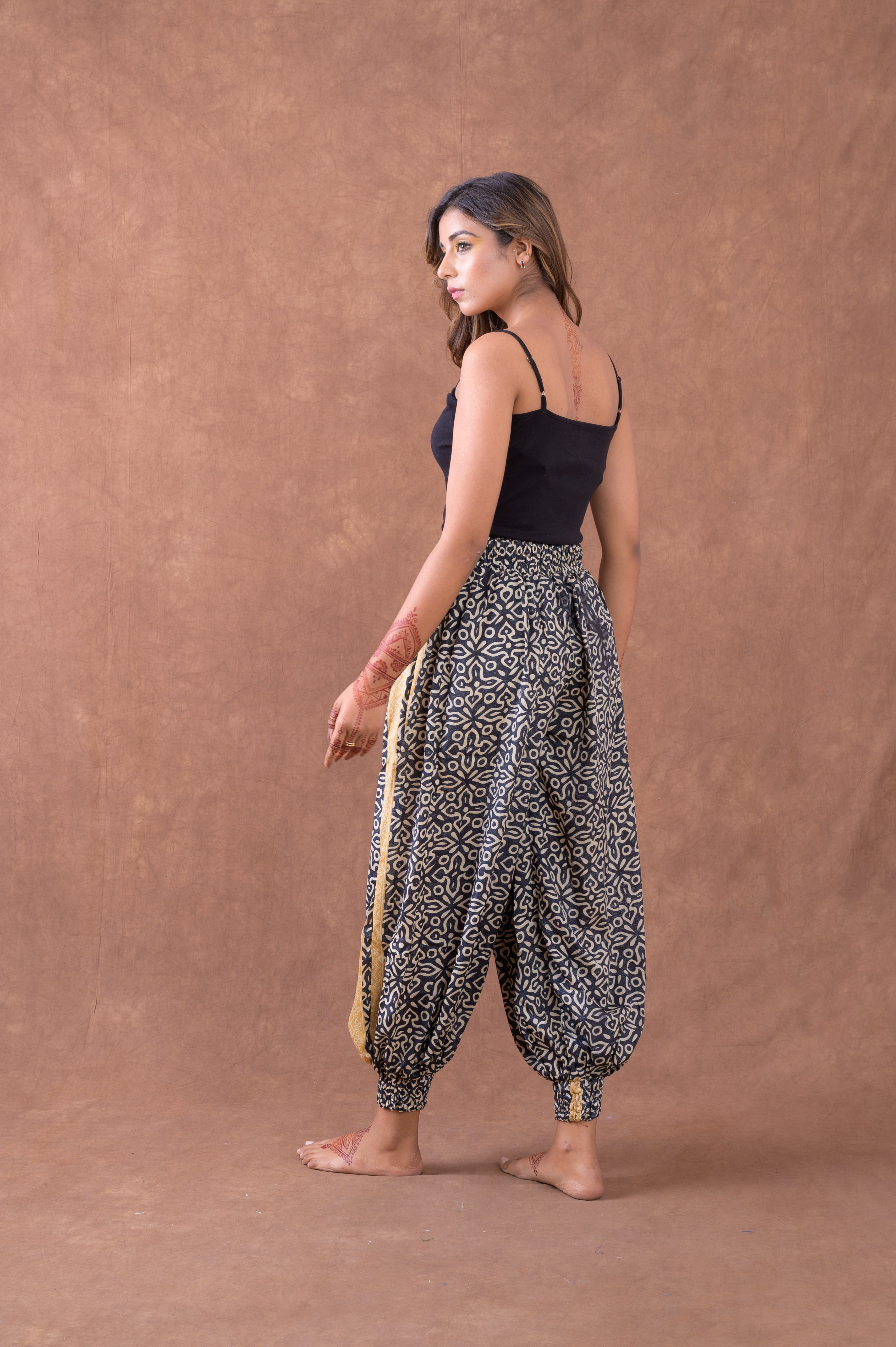 Rhea Printed Front Knot Pants