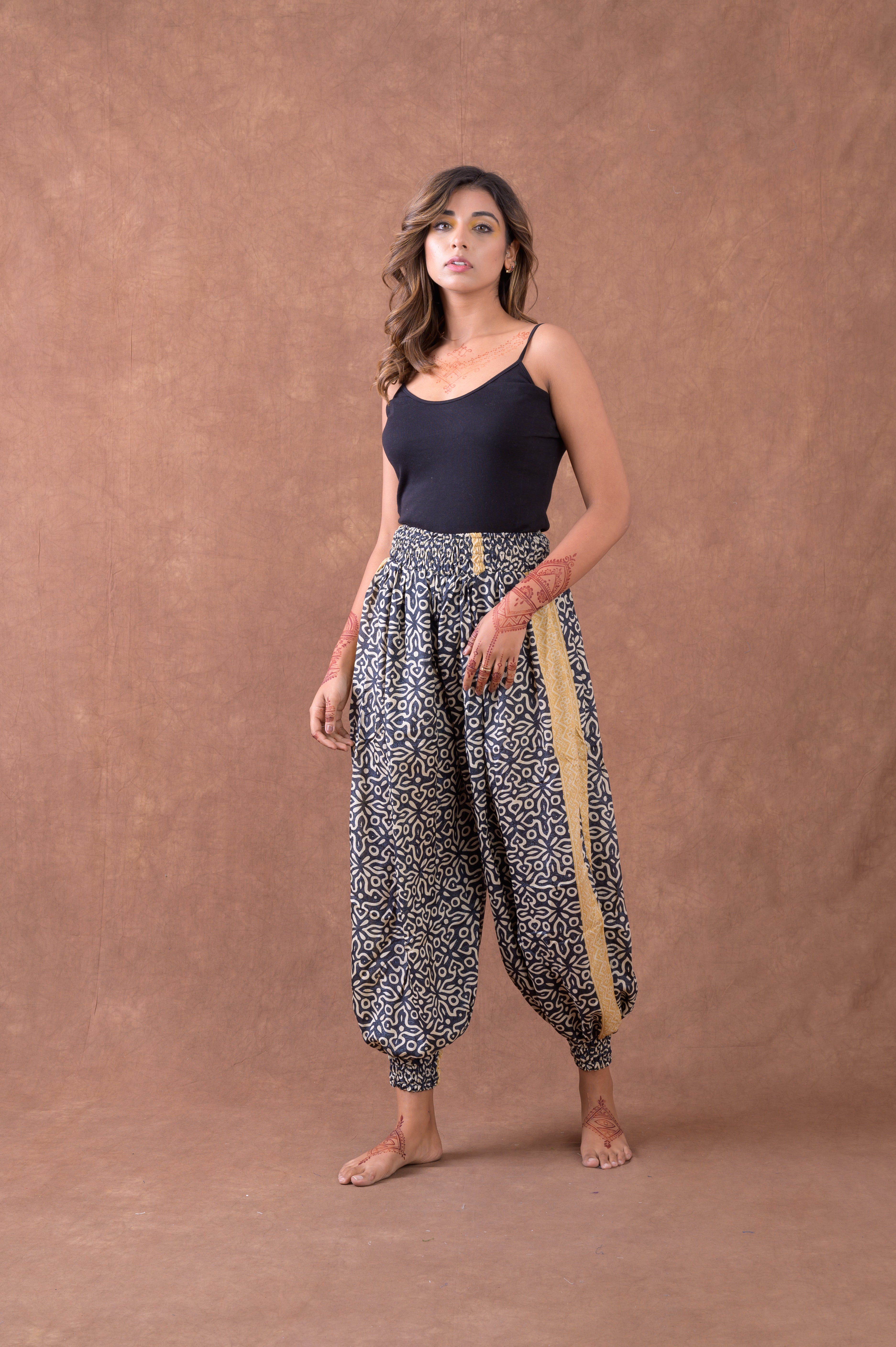 Rhea Printed Front Knot Pants