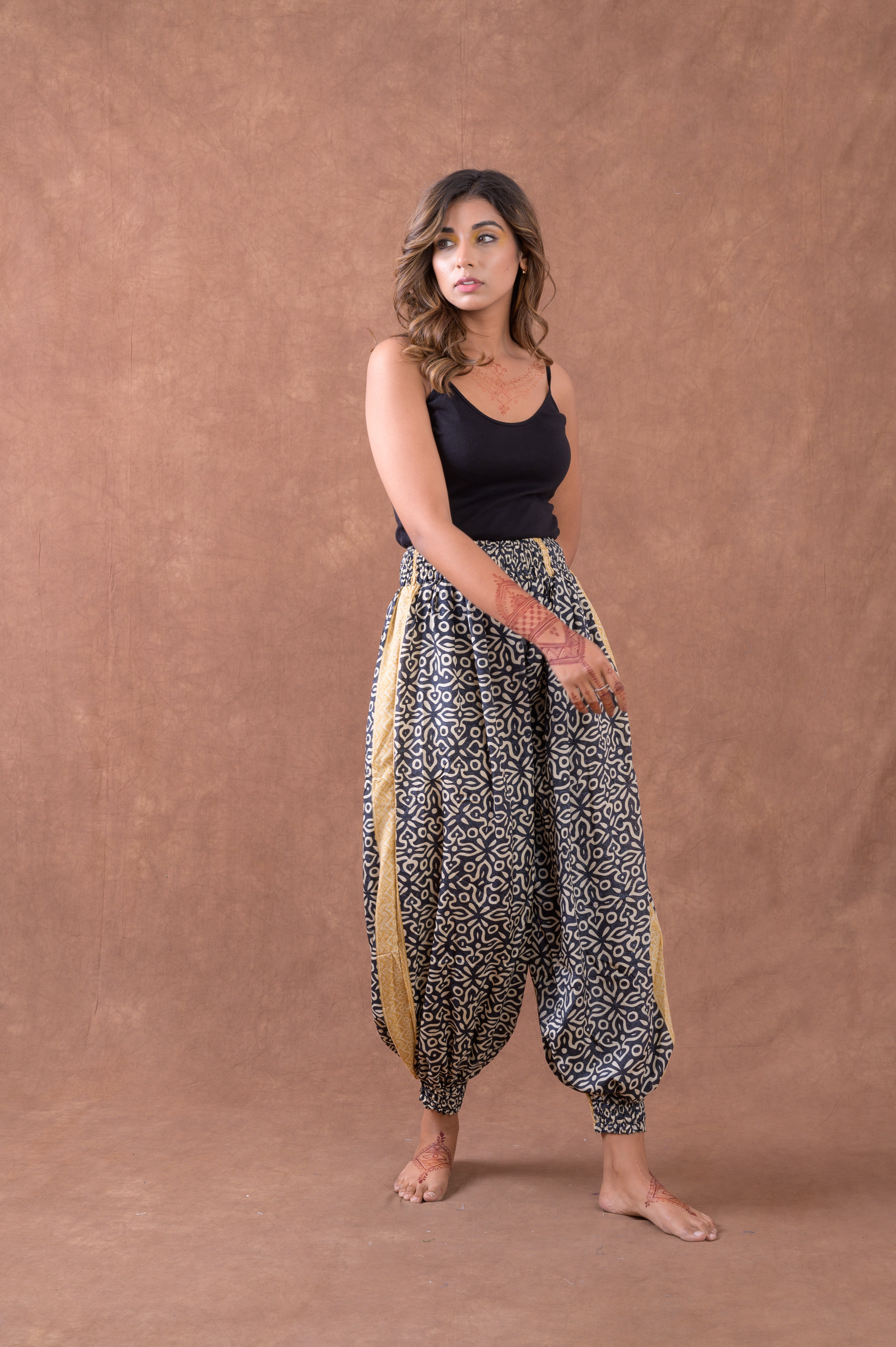 Rhea Printed Front Knot Pants