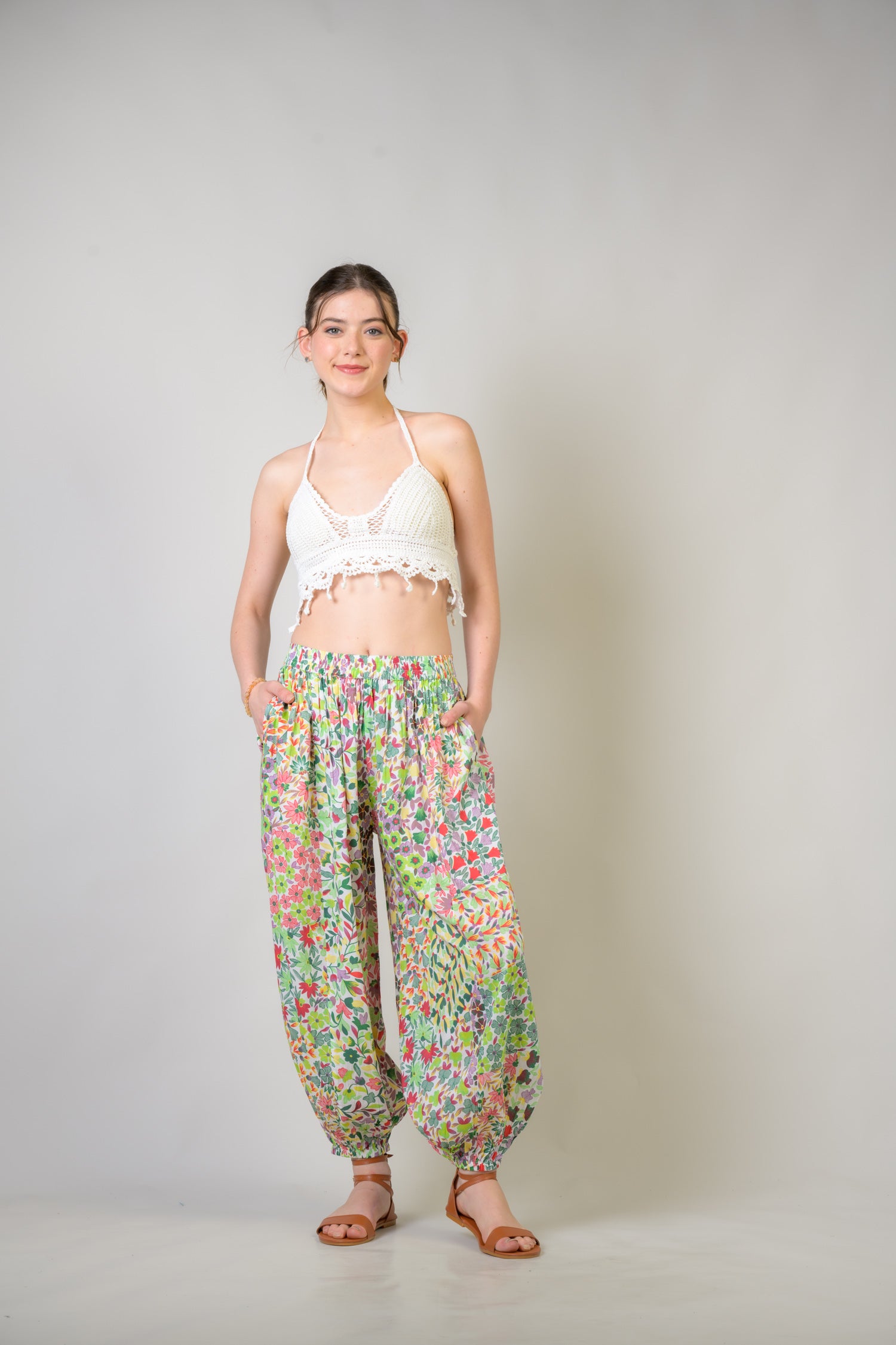 Rhea Flower Garden Pants Green / Small