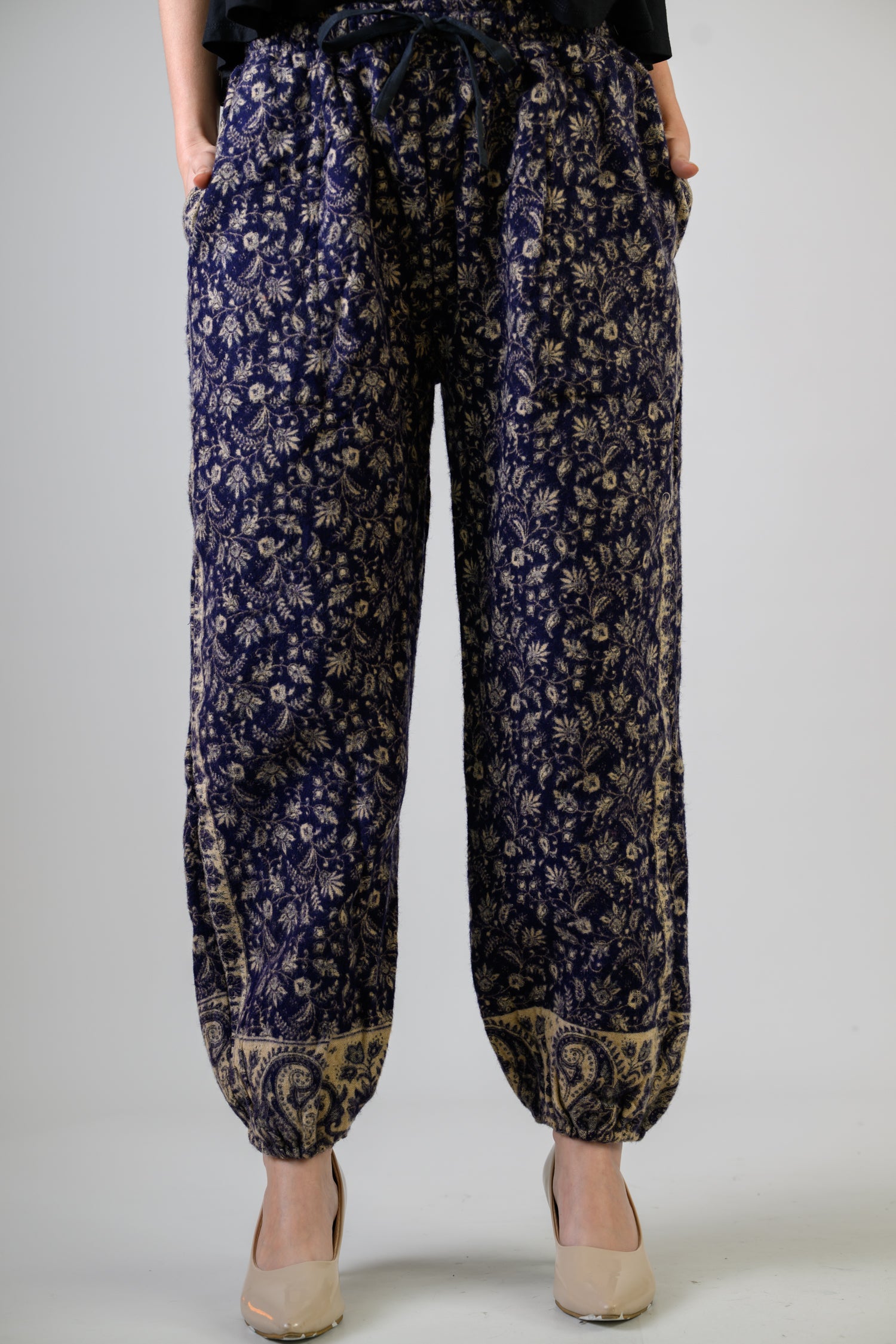 Rhea Playful Paisley Pants