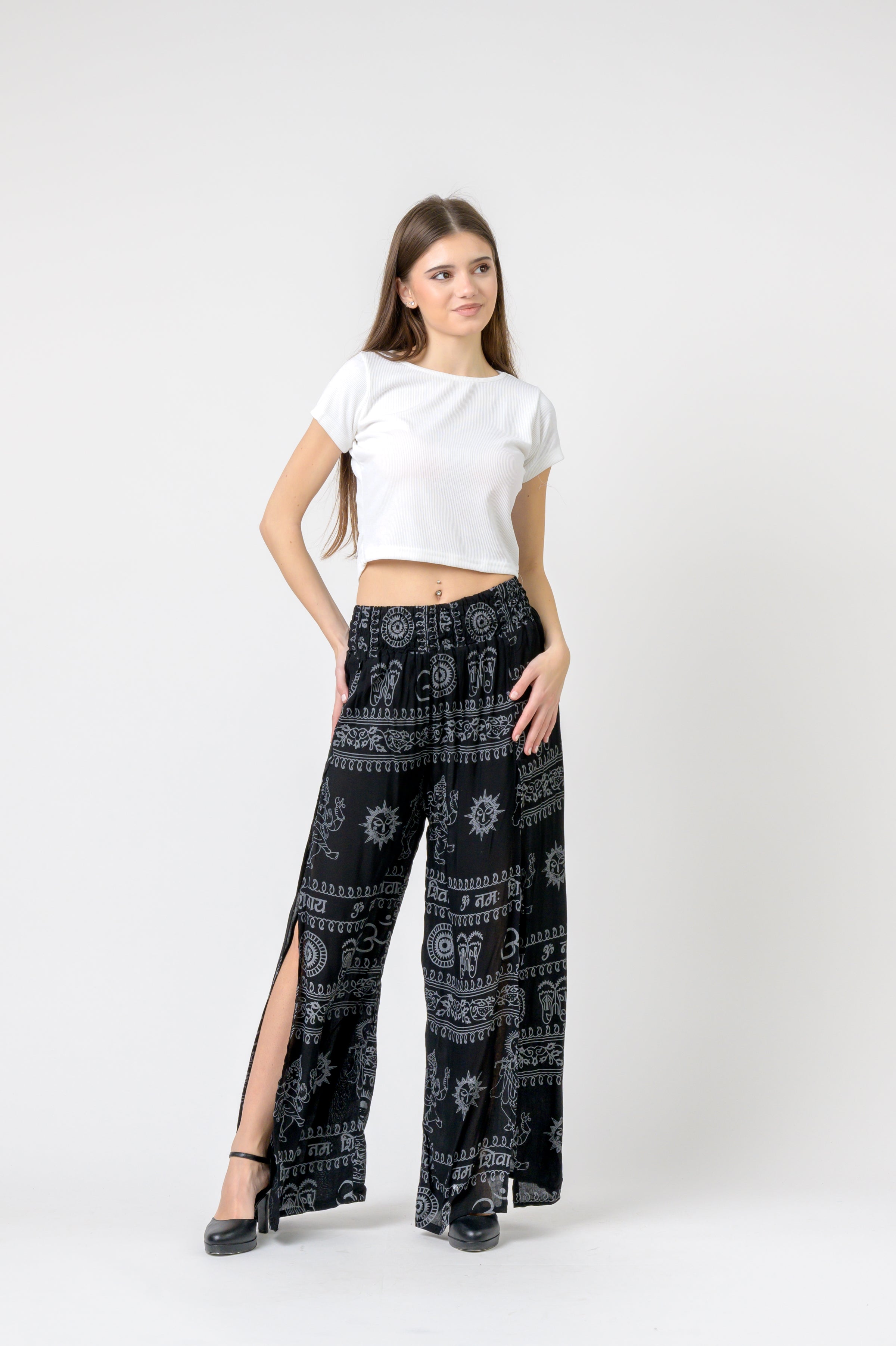 Flared Om Print Pants - Black