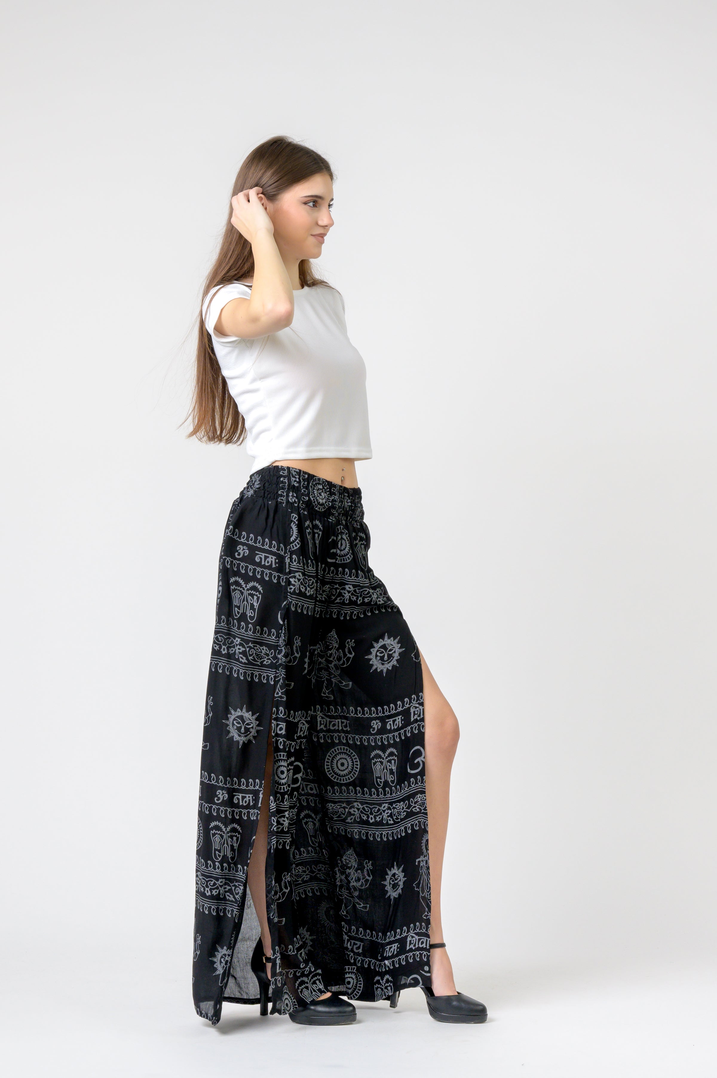 Flared Om Print Pants - Black