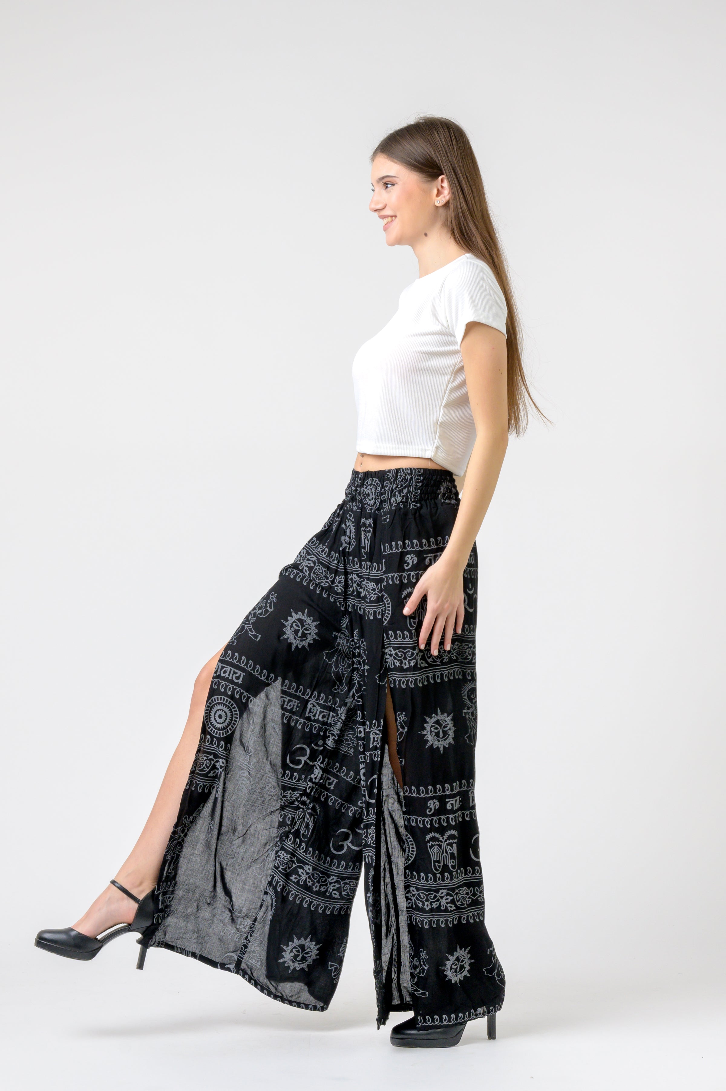 Flared Om Print Pants - Black