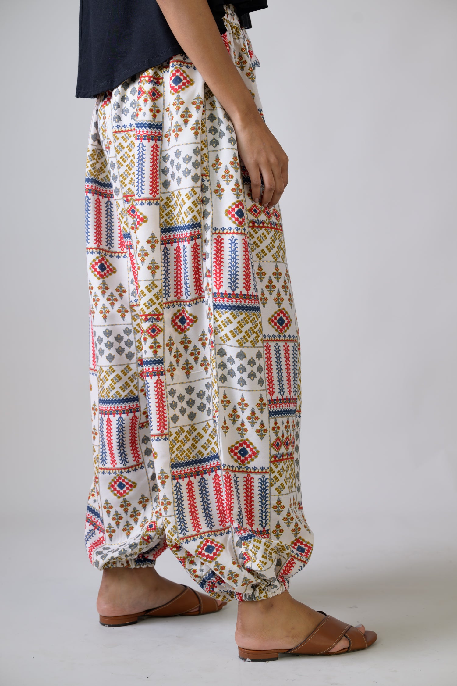 Rhea Vintage Pattern Pants White / One Size