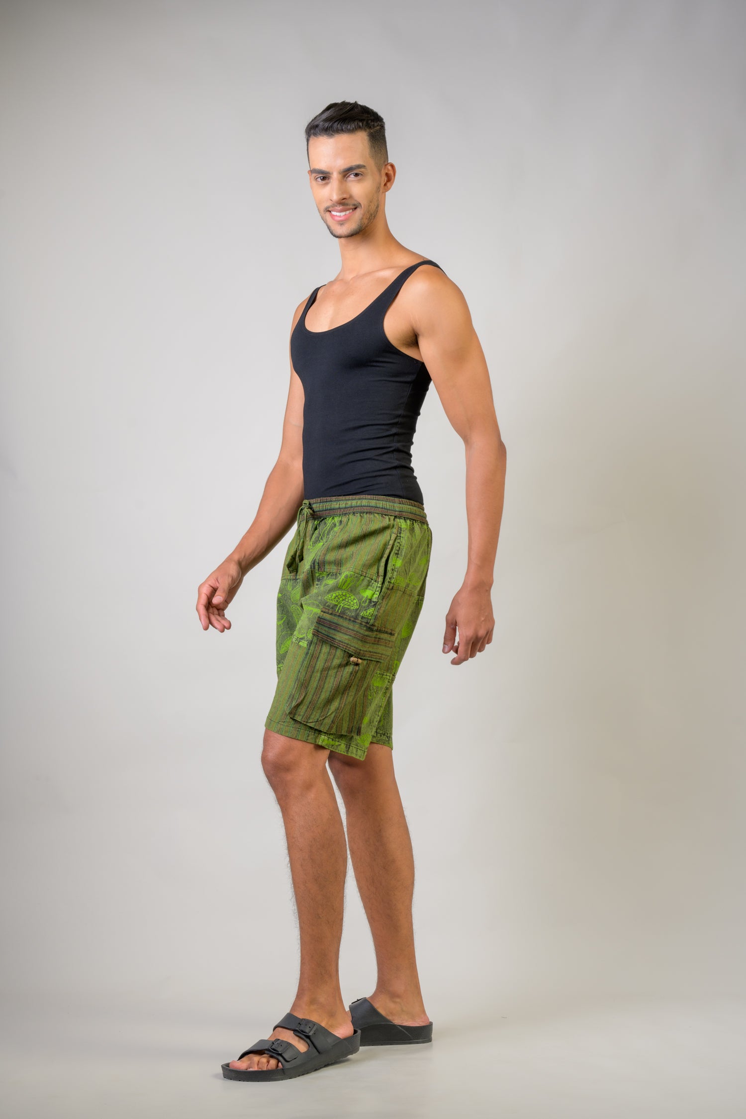 Mushroom Patch Print Shorts - Green