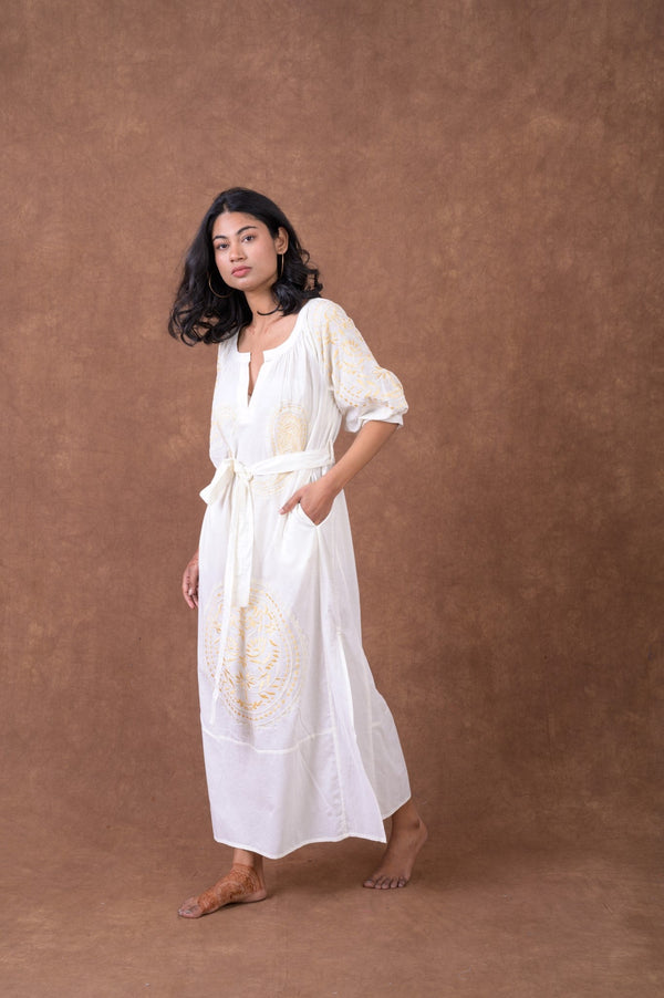 DR-17-110-BeigeWhite