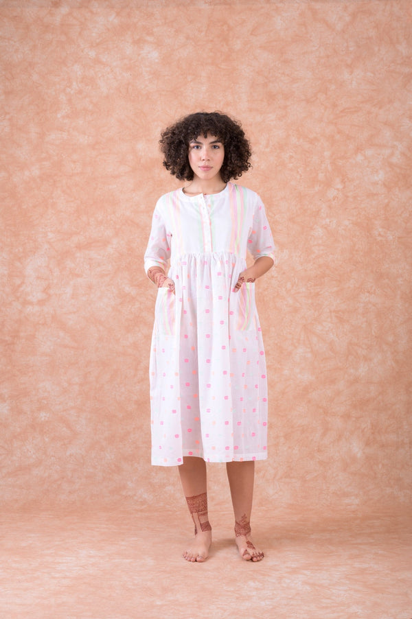 DR-14-105-WhiteWhite