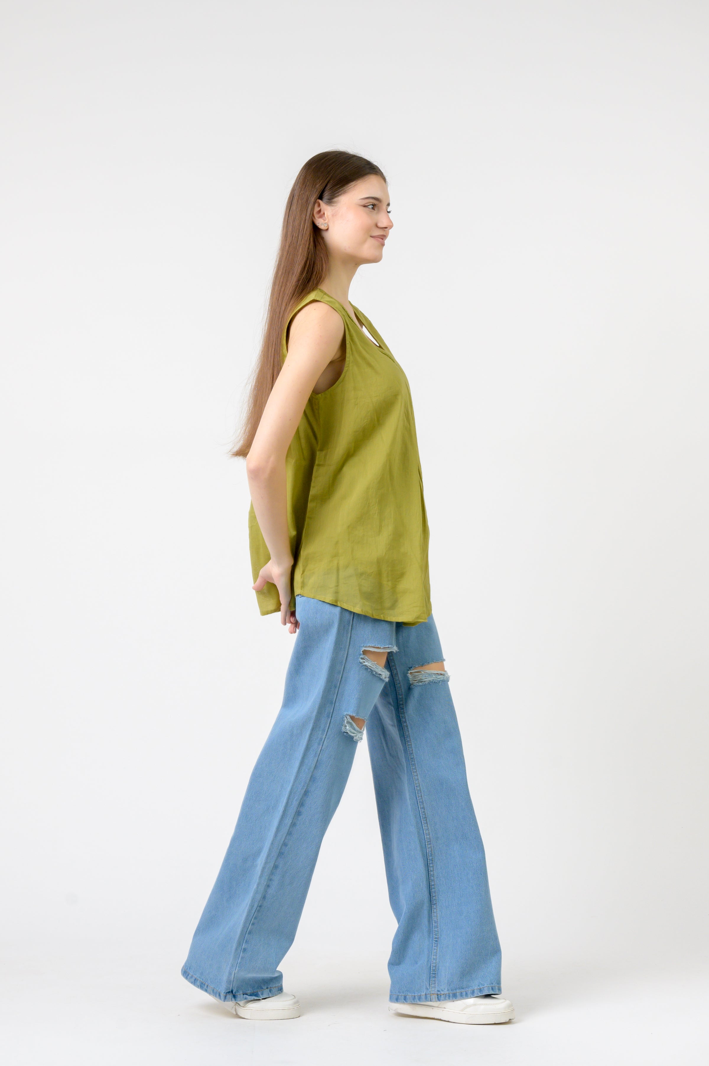 Solid Sleeveless Top