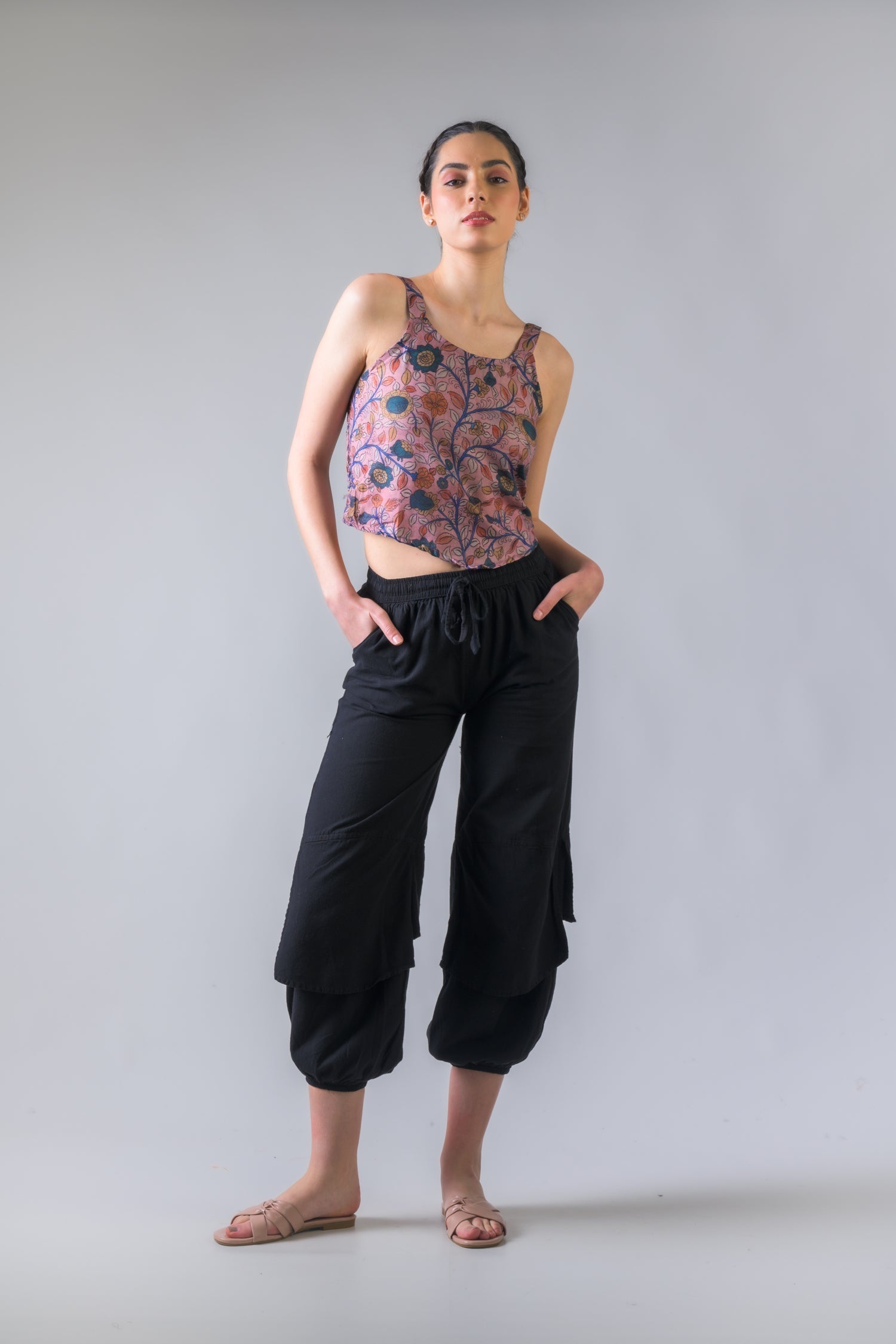 PT230889Black